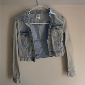 Cropped light denim jacket